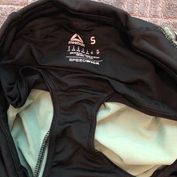 LOT- LADIES REEBOK SPEEDWICK LINED RUNNING SHORTS - Picture 10 of 16